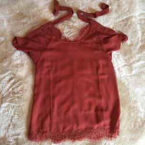 ModCloth Lace be Honest shortsleeve top (Sz M)